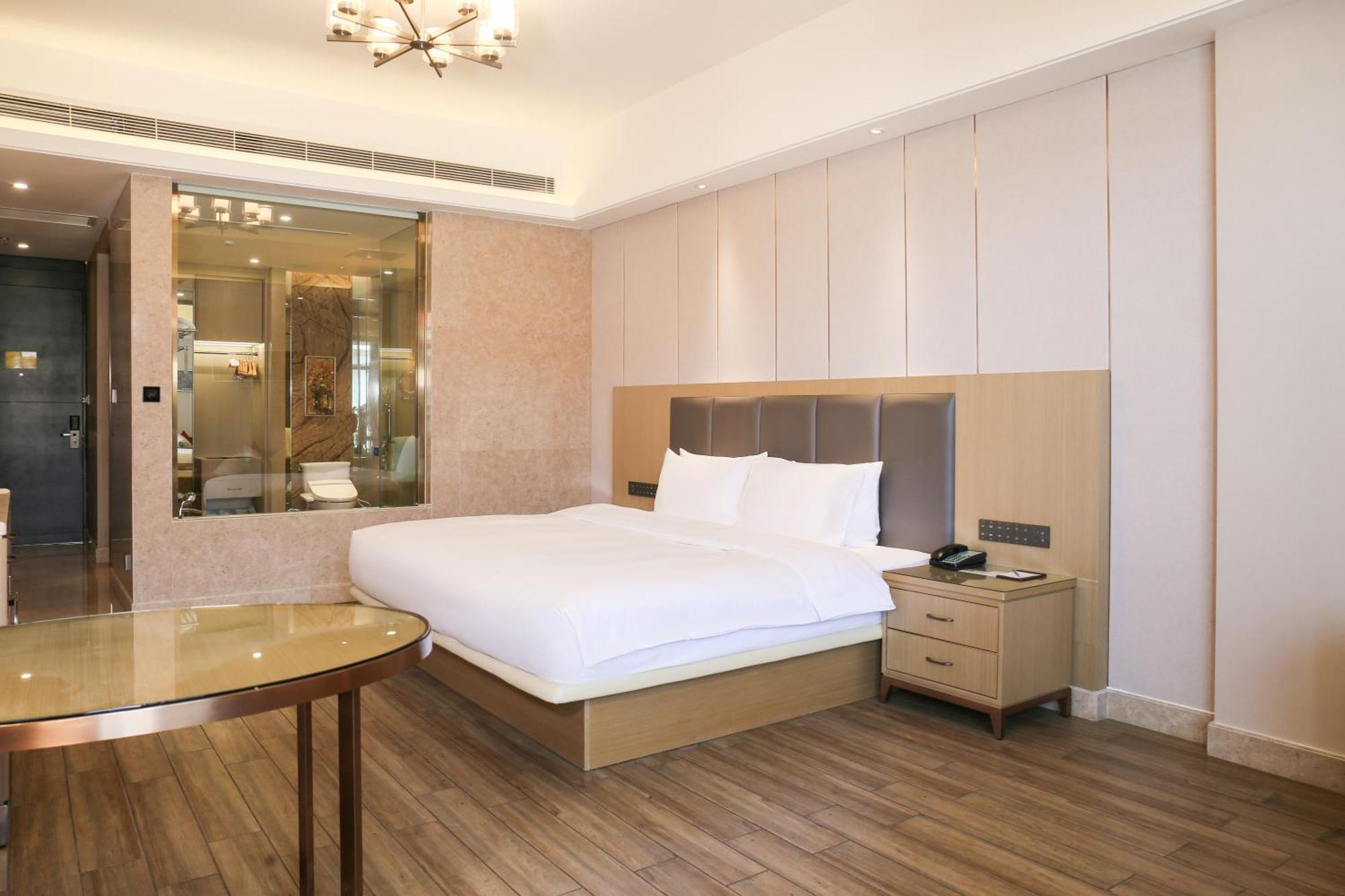 Wanda Realm Xiamen North Bay Hotell Exteriör bild