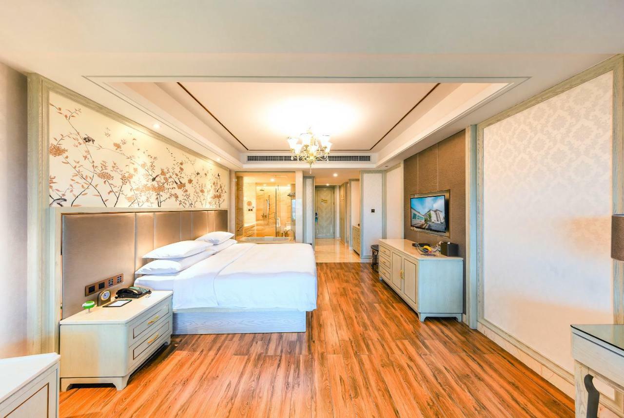 Wanda Realm Xiamen North Bay Hotell Exteriör bild