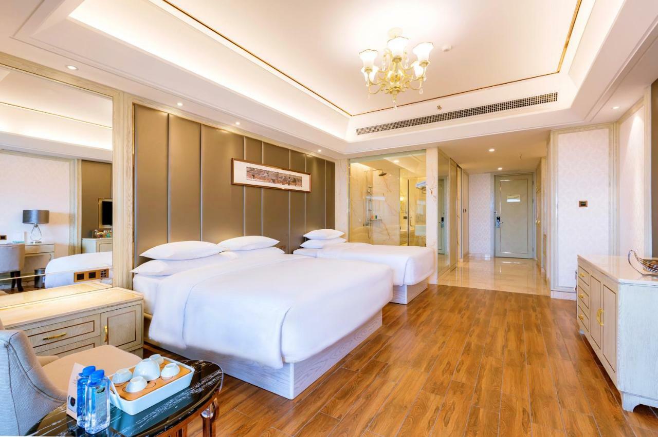 Wanda Realm Xiamen North Bay Hotell Exteriör bild